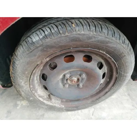 FORD FIESTA (CB1) '2009 GHIA ROJO