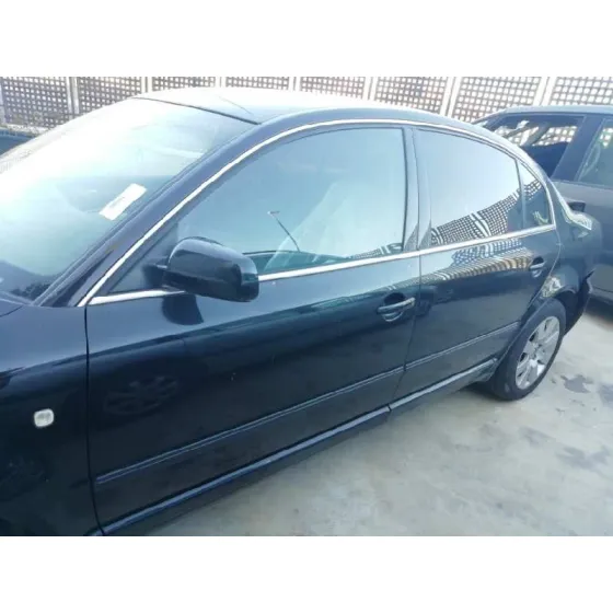 SKODA SUPERB (3U4) '2006 1.9 TDI NEGRO