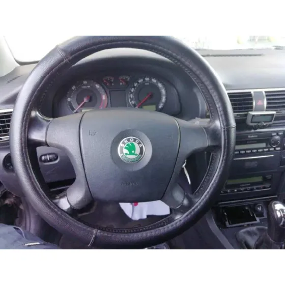 SKODA SUPERB (3U4) '2006 1.9 TDI NEGRO
