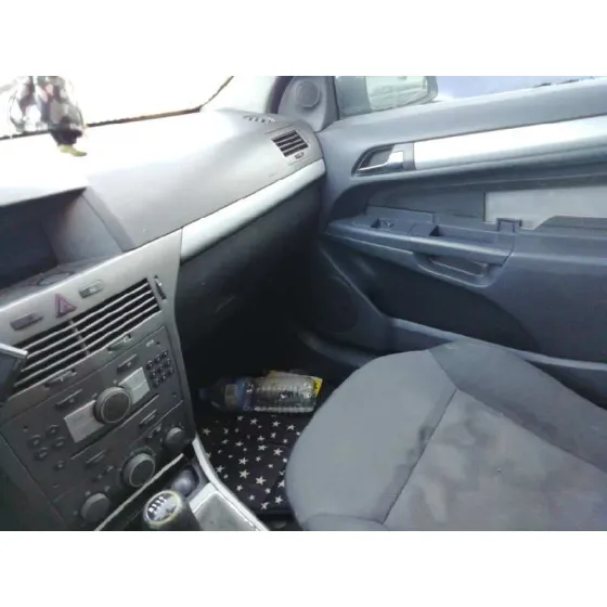 OPEL ASTRA GTC '2006 COSMO NEGRO