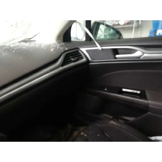 FORD MONDEO LIM. '2016 TREND NEGRO