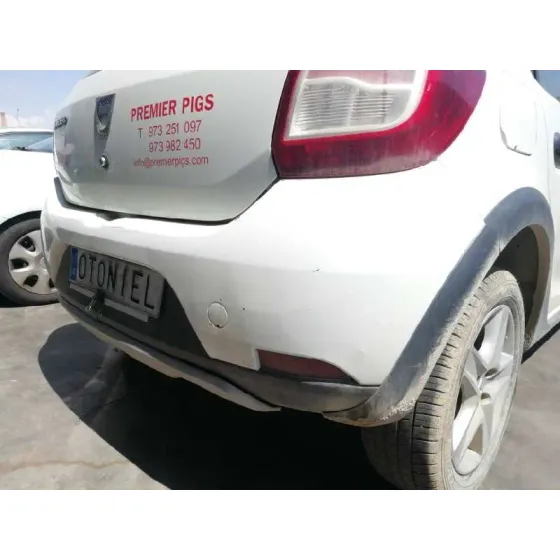 DACIA SANDERO '2016 LAUREATE BLANCO