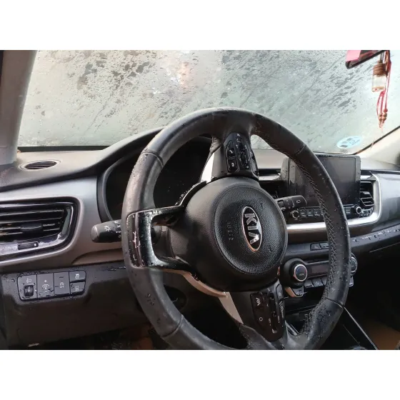 Kia STONIC (YB) 2021