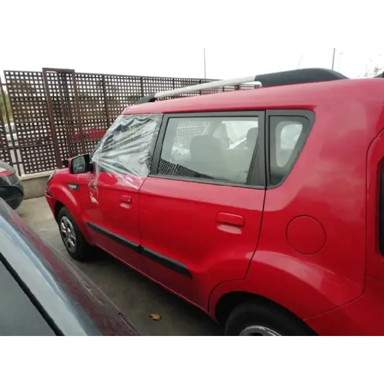 KIA SOUL '2010 1.6 CRDI CAT ROJO