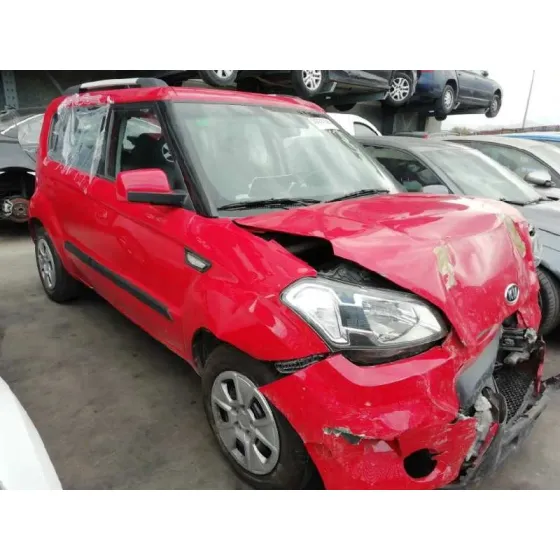 KIA SOUL '2010 1.6 CRDI CAT ROJO