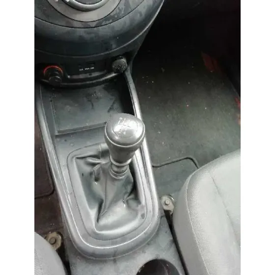 KIA SOUL '2010 1.6 CRDI CAT ROJO