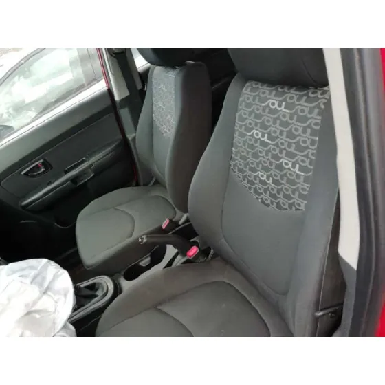 KIA SOUL '2010 1.6 CRDI CAT ROJO