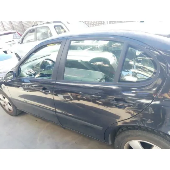 SEAT LEON (1M1) '2005 STELLA NEGRO