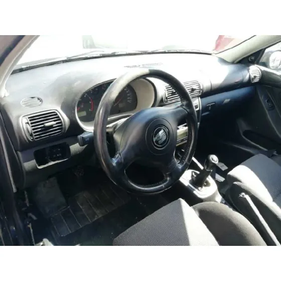 SEAT LEON (1M1) '2005 STELLA NEGRO