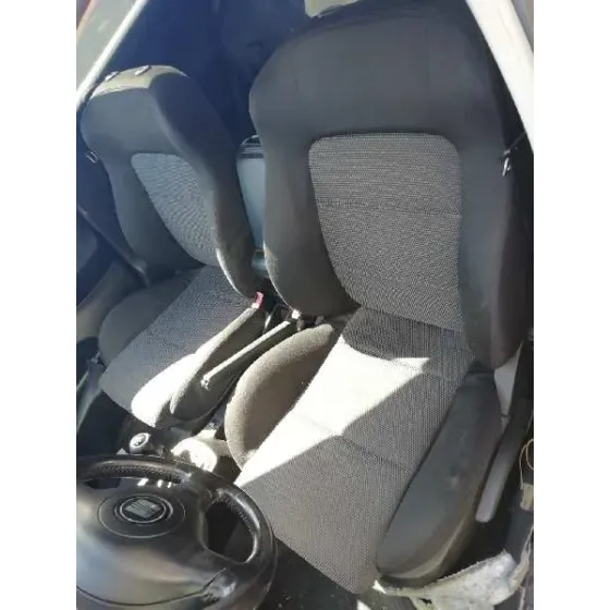 SEAT LEON (1M1) '2005 STELLA NEGRO