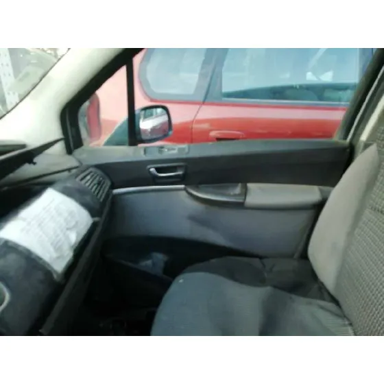FIAT ULYSSE (179) '2004 2.0 JTD BASICO PLATA