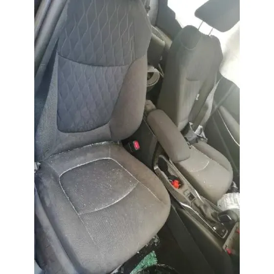 TOYOTA COROLLA (E18) '2019 * NEGRO