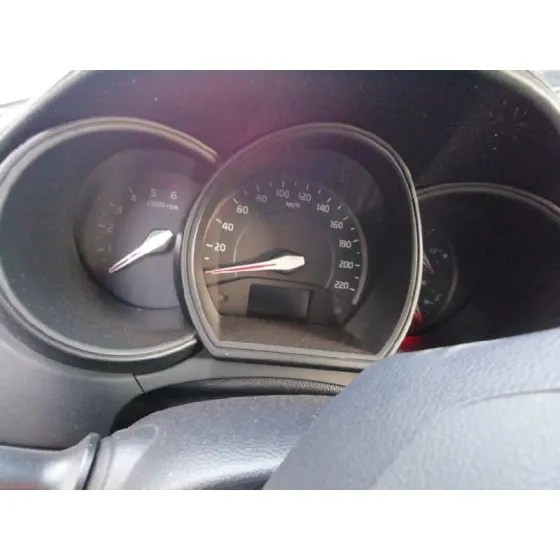KIA RIO '2015 BASIC BLANCO