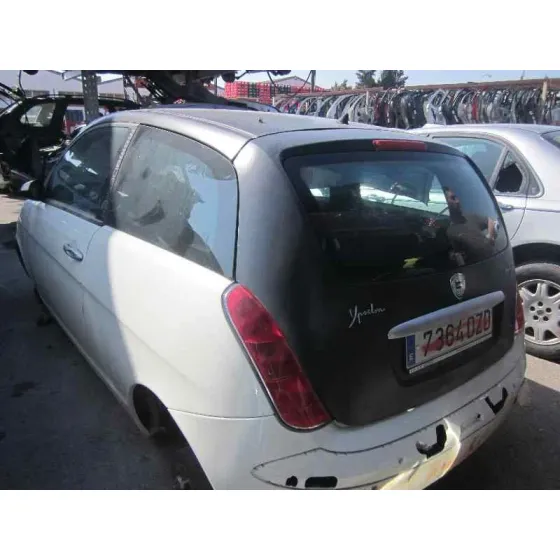 LANCIA YPSILON (101) '2006 1.3 JTD CAT CREMA-NEGRO