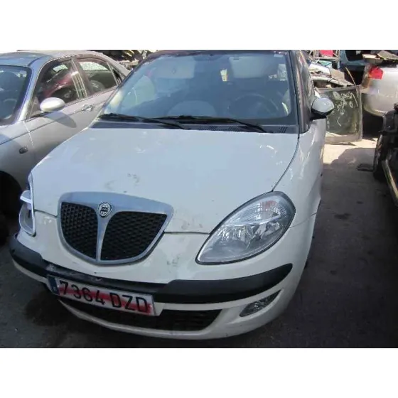 LANCIA YPSILON (101) '2006 1.3 JTD CAT CREMA-NEGRO