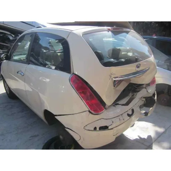 LANCIA YPSILON (101) '2006 1.3 JTD CAT CREMA-NEGRO