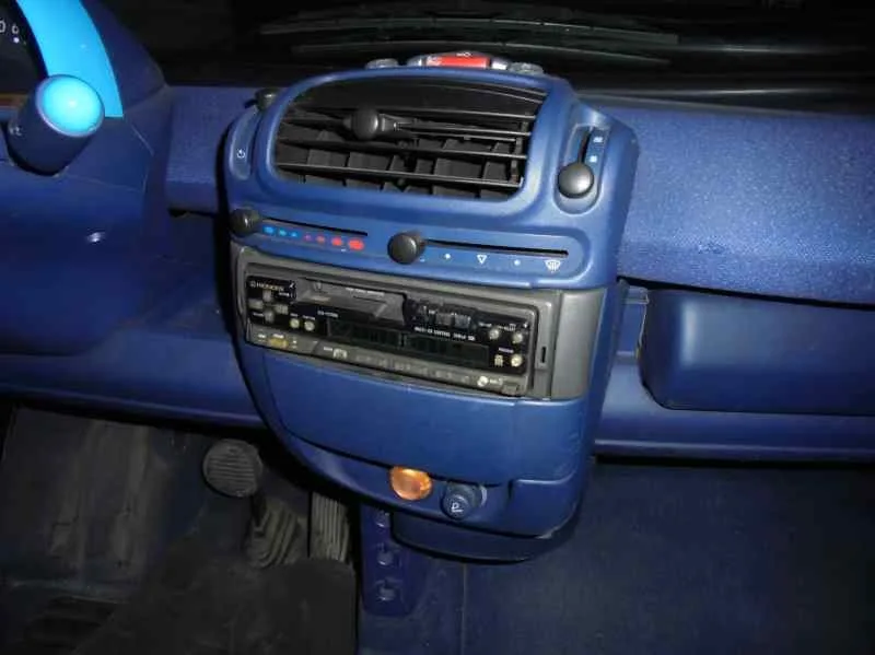 SMART COUPE SMART COUPE '2000 EDITION BLUEMOTION AZUL NEGRO 1999