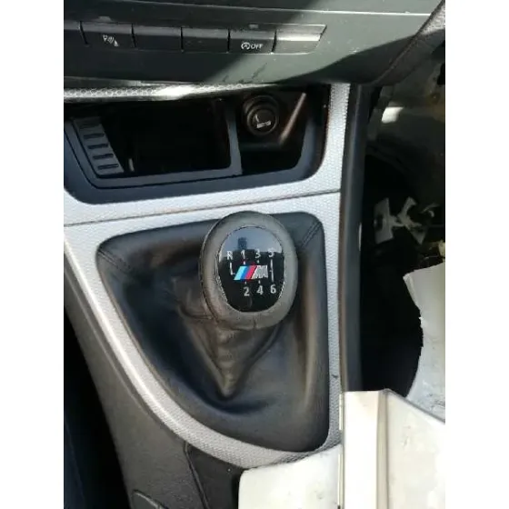 BMW SERIE 1 BERLINA (E81/E87) '2009 118D GRIS