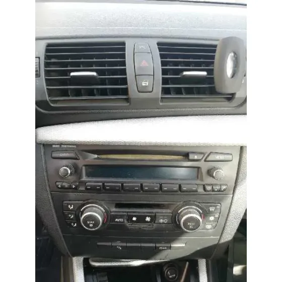 BMW SERIE 1 BERLINA (E81/E87) '2009 118D GRIS