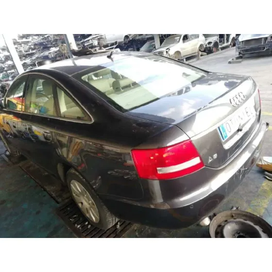 AUDI A6 BERLINA (4F2) '2008 2.0 TDI GRIS