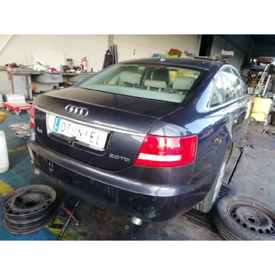 AUDI A6 BERLINA (4F2) '2008 2.0 TDI GRIS