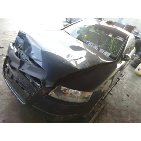 AUDI A6 BERLINA (4F2) '2008 2.0 TDI GRIS