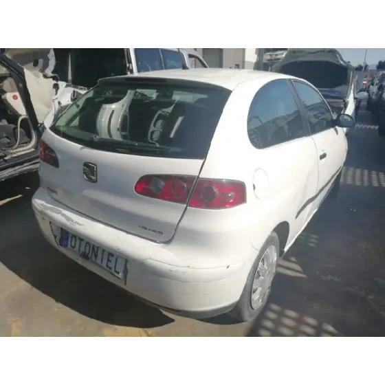 SEAT IBIZA (6L1) '2005 COOL BLANCO