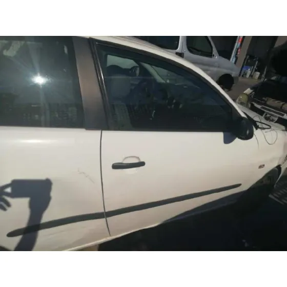 SEAT IBIZA (6L1) '2005 COOL BLANCO