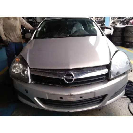 OPEL ASTRA GTC '2005 COSMO GRIS