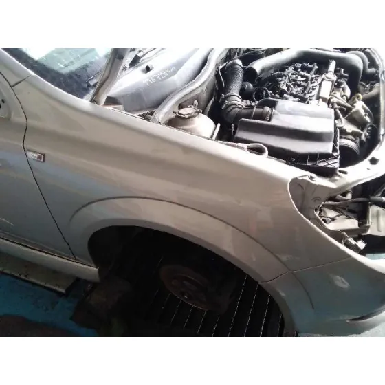 OPEL ASTRA GTC '2005 COSMO GRIS