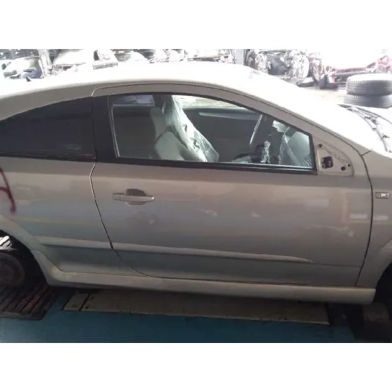 OPEL ASTRA GTC '2005 COSMO GRIS