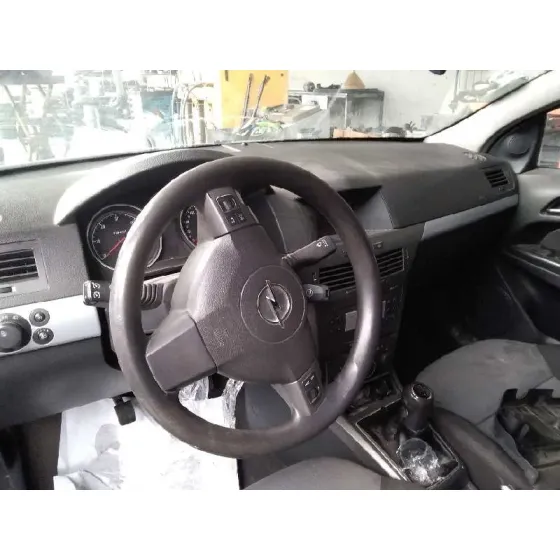OPEL ASTRA GTC '2005 COSMO GRIS