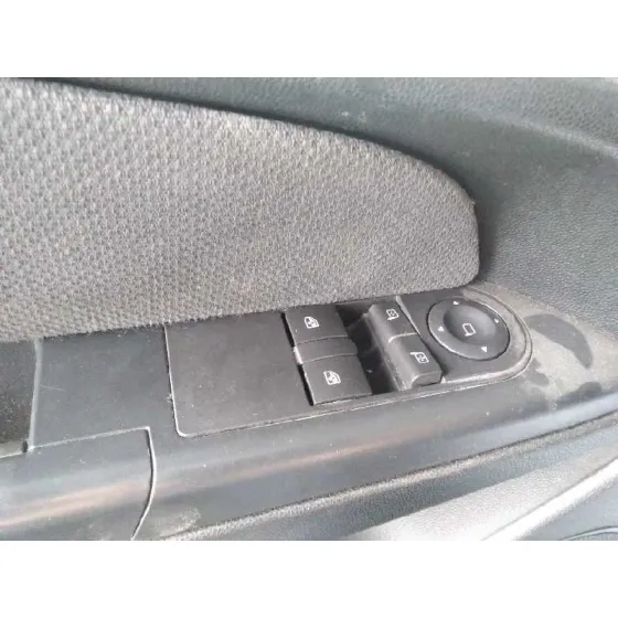 OPEL ASTRA GTC '2005 COSMO GRIS