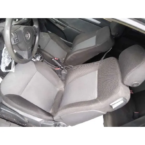 OPEL ASTRA GTC '2005 COSMO GRIS