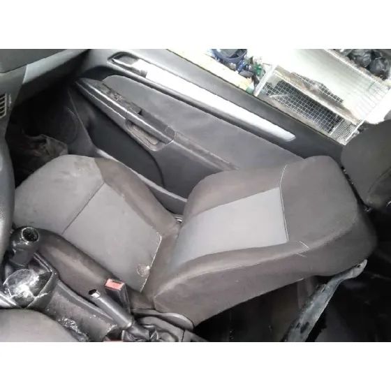 OPEL ASTRA GTC '2005 COSMO GRIS