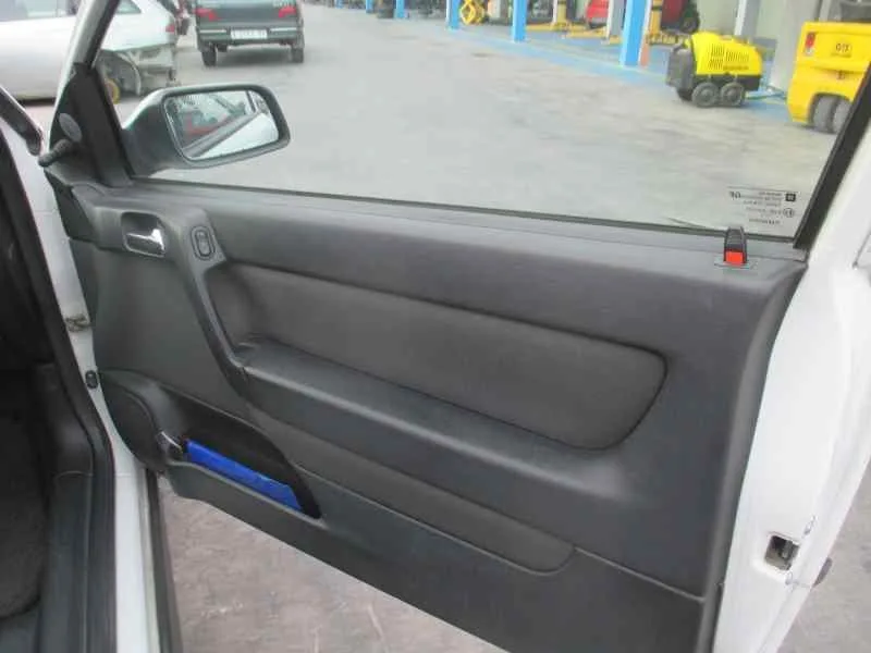 OPEL ASTRA G BERLINA '2001 CLUB BLANCO