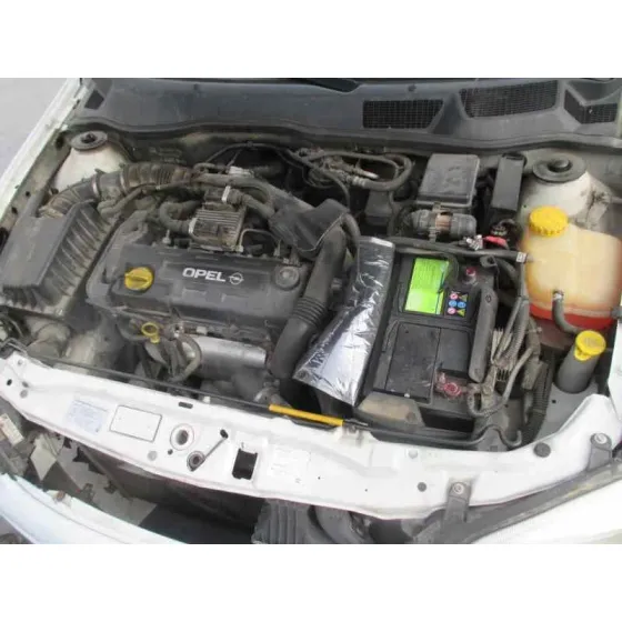 OPEL ASTRA G BERLINA '2001 CLUB BLANCO