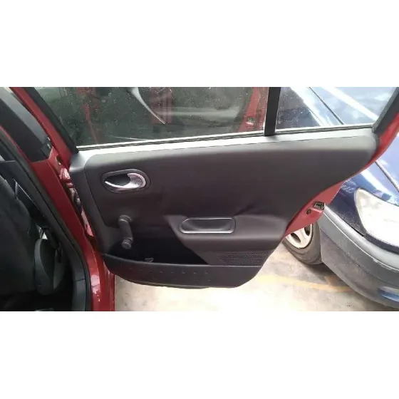 RENAULT MEGANE II BERLINA 5P '2006 EXTREME GRANATE