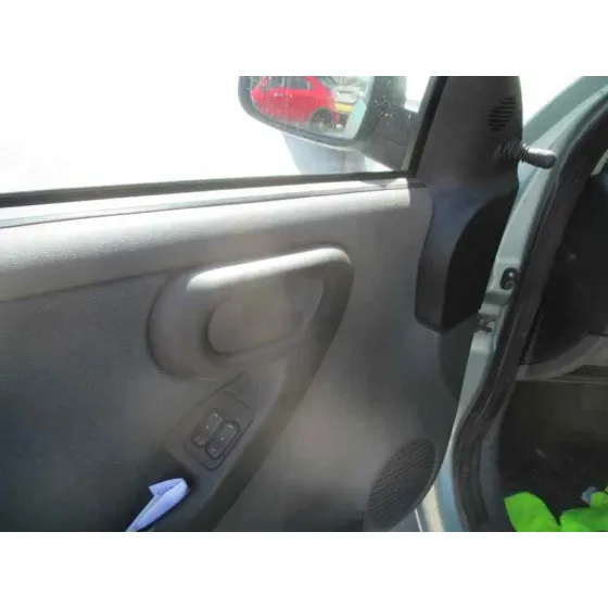 OPEL CORSA C '2001 CLUB VERDE