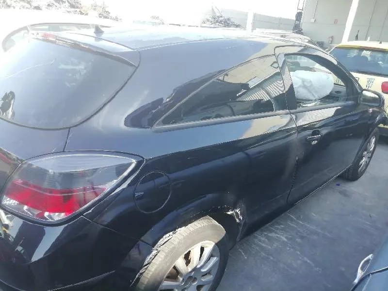 OPEL ASTRA GTC '2007 1.6 16V NEGRO