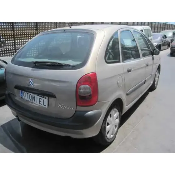 CITROEN XSARA PICASSO '2002 2.0 HDI EXCLUSIVE DORADO