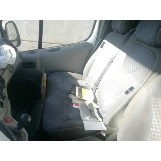 RENAULT TRAFIC CAJA CERRADA (AB 4.01) '2010 29 LSOB BLANCO