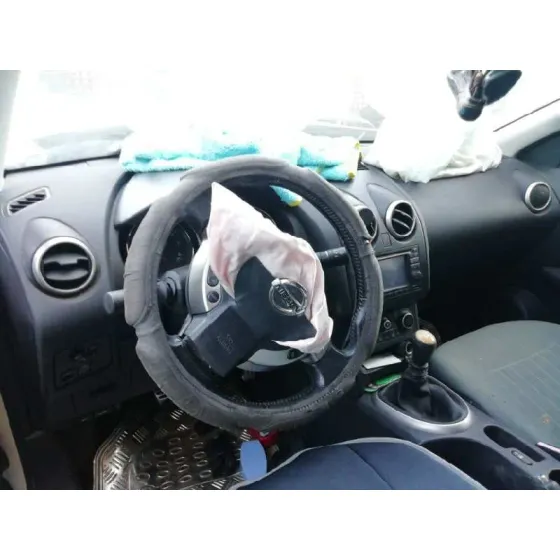 NISSAN QASHQAI (J10) '2011 2.0 16V CAT BLANCO