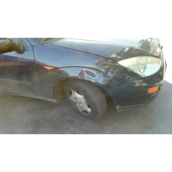 FORD FOCUS BERLINA (CAK) '2000 TREND AZUL