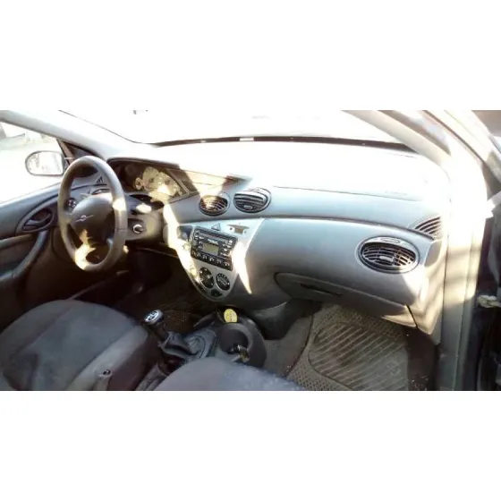 FORD FOCUS BERLINA (CAK) '2000 TREND AZUL