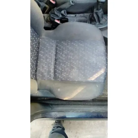 FORD FOCUS BERLINA (CAK) '2000 TREND AZUL