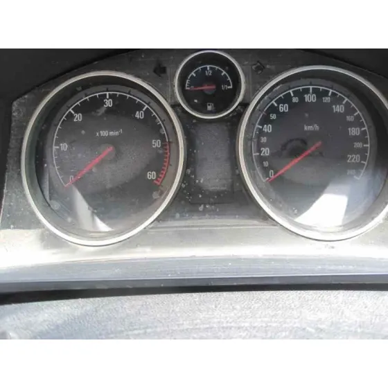 OPEL ZAFIRA B '2010 COSMO GRIS