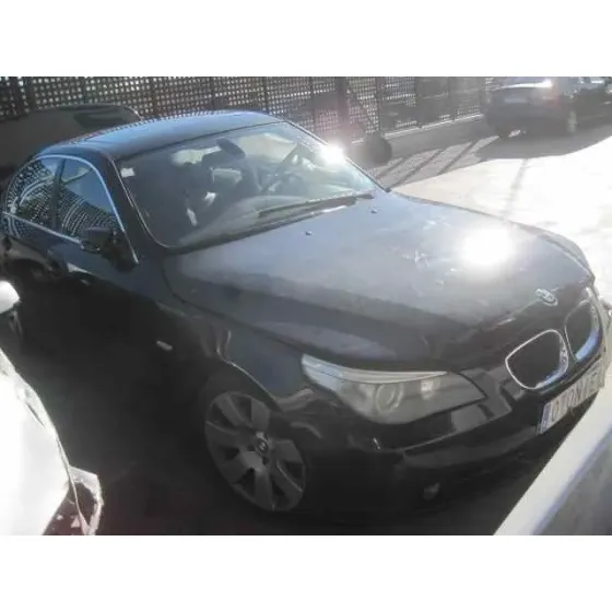 BMW SERIE 5 BERLINA (E60) '2004 530D NEGRO