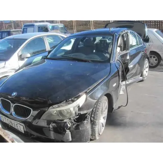BMW SERIE 5 BERLINA (E60) '2004 530D NEGRO