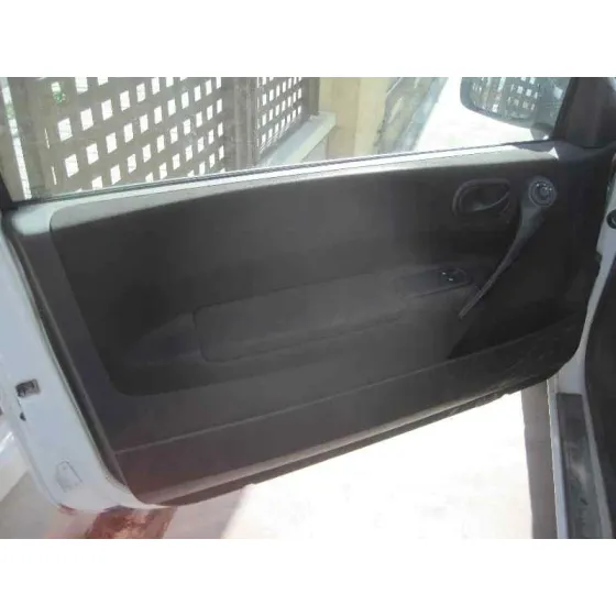 RENAULT MEGANE II BERLINA 3P '2005 CONFORT DYNAMIQUE BLANCO
